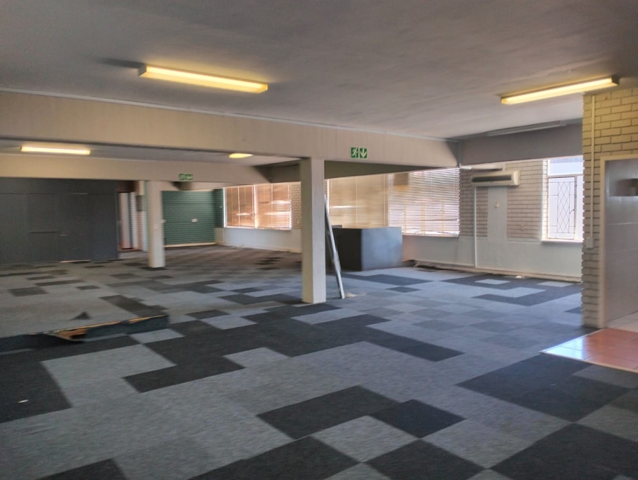 To Let commercial Property for Rent in Durbanville Western Cape